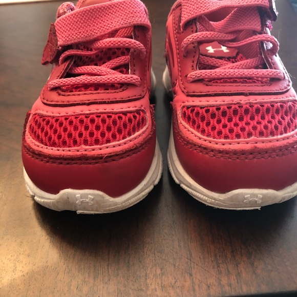 Under Armour toddler size 4 pink shoes - Picture 2 of 6